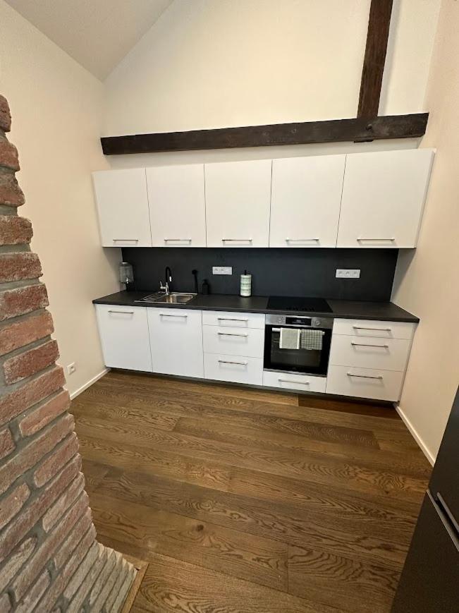 Loft Apartments Praha Bagian luar foto